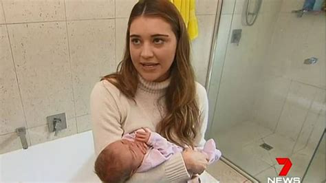 Model Gives Birth In The Bathroom She Had No Idea She Was Pregnant Nz Herald Flipboard