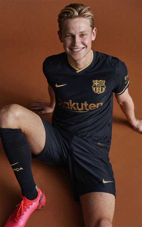 Fcb is a very well known club of la liga. Barcelona 2020-21 Nike Away Kit | 20/21 Kits | Football ...