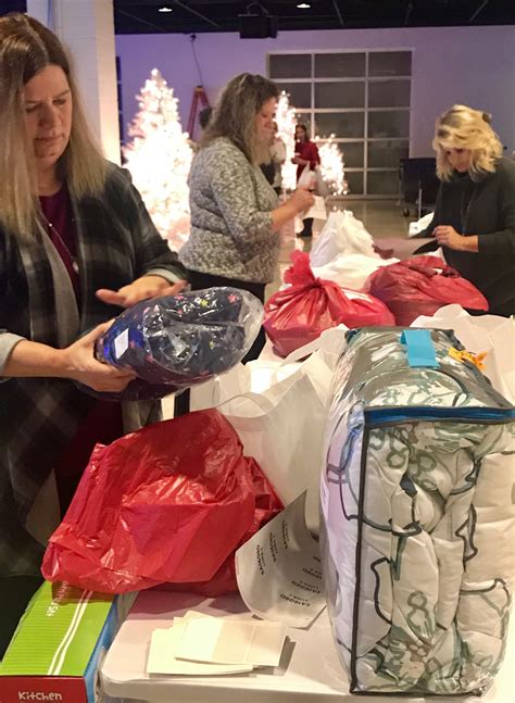 Jcpenney Partners With The Salvation Army To Provide Holiday Cheer To