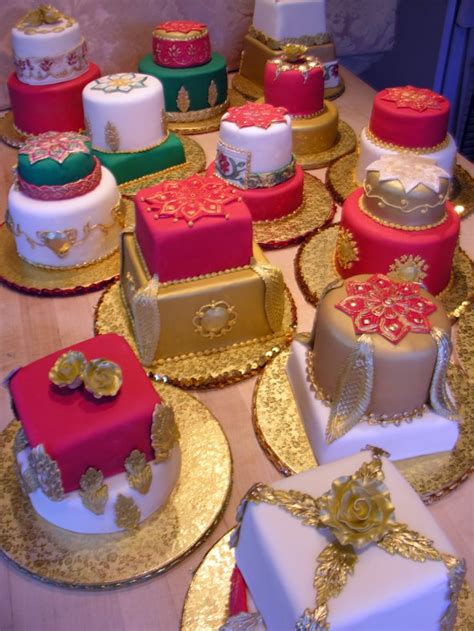 Find a wide range of wedding cake makers and cake toppers, ideas and pictures of the perfect wedding cakes at easy weddings. Latest Pakistani Indians & Arabic mehndi design jewelry ...