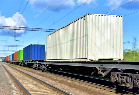 Transporte De Contenedores De Carga En Tren De Carga Por Ferrocarril
