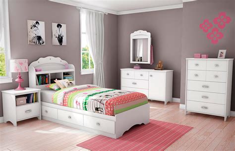 Check out these inspiring paint colour schemes for kids' bedrooms Kids bedroom interior painting services in Fairfield, CT