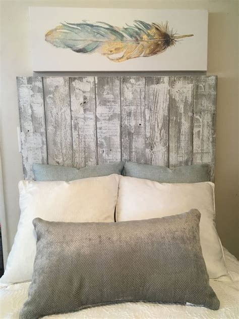 And it is a total cheat. Adorable Farmhouse Whitewashed reclaimed wood headboard in ...