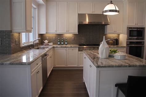 Kitchen countertops play a very important part in enhancing the kitchen décor as well as storage. 50+ Popular Brown Granite Kitchen Countertops Design Ideas