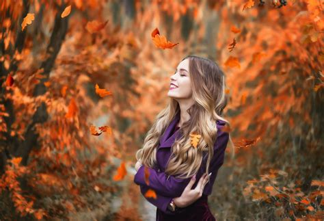Wallpaper Fall Smiling Leaves Nature Blonde Long Hair Women Outdoors 2560x1748