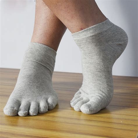 Colorful Fashion Men Toe Socks Male Pure Solid Short Ankle Socks Cotton Breathable Five Finger