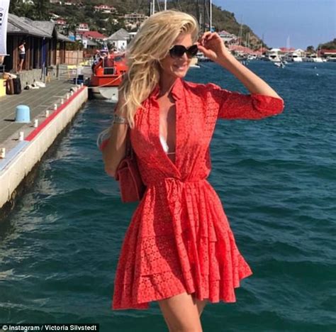 Victoria Silvstedt Exhibits Assets In Bikini In St Barts Daily Mail Online