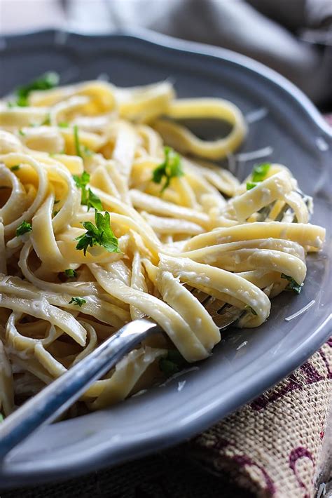 Aug 18, 2019 · pasta: Easy Alfredo Sauce - The Cooking Jar