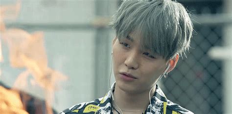 There are already 244 enthralling, inspiring and awesome images tagged with bts gif. Bts suga gif 21 » GIF Images Download