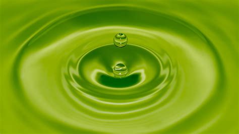Closeup Photo Of Green Water And Drops 4k Hd Green Wallpapers Hd