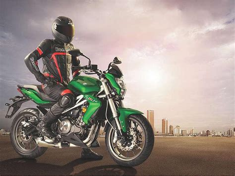 Benelli Relaunches Tnt 300 302r Tnt 600i Motorcycles Benelli Tnt 300