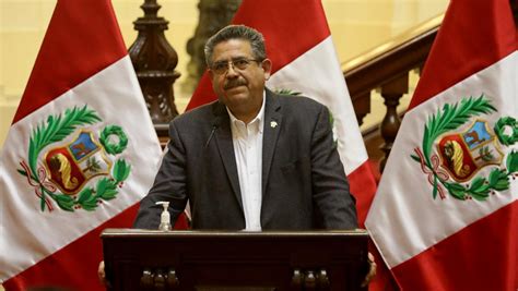 Sagasti fungirá, así como presidente interino, hasta las elecciones programadas para abril de 2021. Manuel Merino asume como nuevo presidente de Perú ...