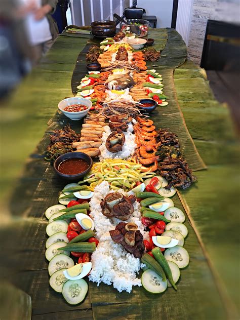 Filipino recipes that scream delish with every bite. Filipino boodle fight | Boodle fight party, Boodle fight ...