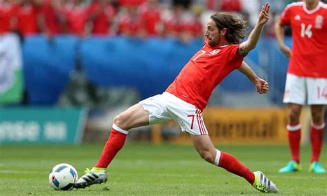 Wales Unsung Hero Joe Allen Earns High Praise From Team Mates At Euro
