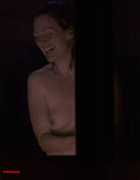 Nude Celebs In Hd Alice Braga And Julianne Moore Picture 2009 2 Original Julianne