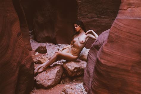 Kristy Jessica Nude In Nature Bellissima Photo
