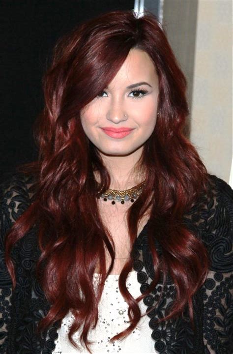Demi Lovato Long Wavy Red Hairstyle Hairstyles Ideas Demi Lovato Long