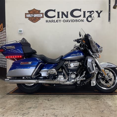 Certified Pre Owned 2017 Harley Davidson Ultra Limited Two Tone
