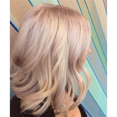 champagne blonde lob champagne hair color champagne hair aveda hair color