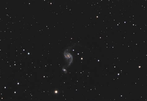 Ngc 7714 & ngc 7715 are interacting galaxies. imagerie CCD