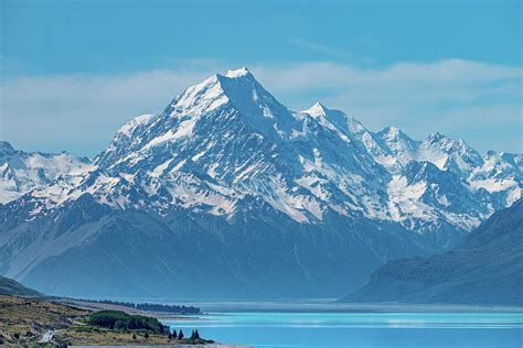 Aoraki Mt Cook New Zealands Tallest Mountain Photograph By Andrew