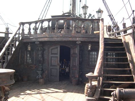 Bildresultat För Old Ships Interior Pirate Boats Black Pearl Ship