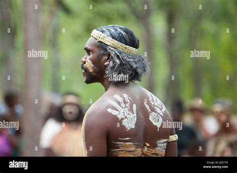 Aboriginal Body Painting Australia Hi Res Stock Photography And Images