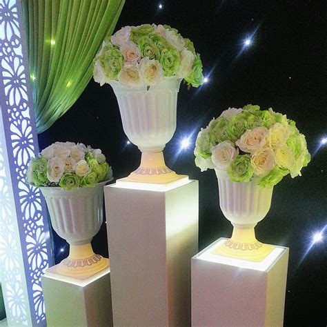 White Europe Style Wedding Flower Pot For Roman Column Plastic Flower