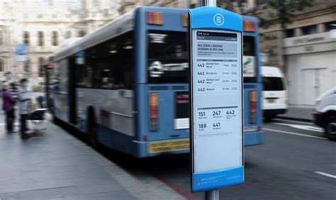 Estop Papan Informasi Digital Yang Canggih Di Halte Bus Jagoteknologi