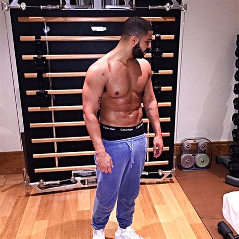 Drake Posts Shirtless Photo On Instagram People