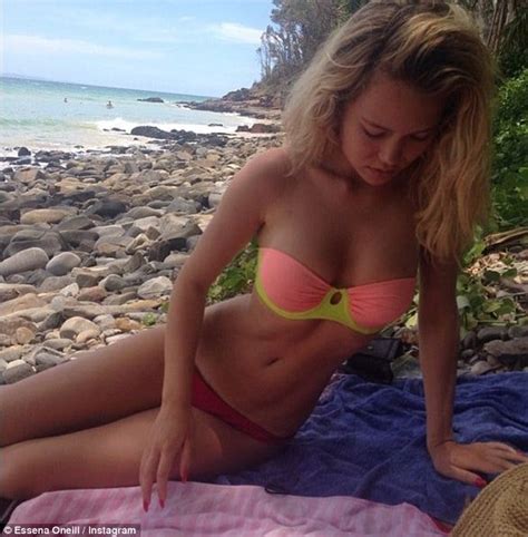 Essena Oneill Australian Instagram Star Quits Magically Gets Even More Followers