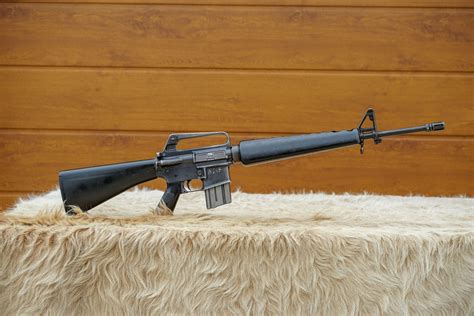 Colt M16 A1 Shooting Farm