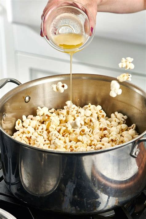 How To Make Perfect Popcorn On The Stove Recipe Perfect Popcorn