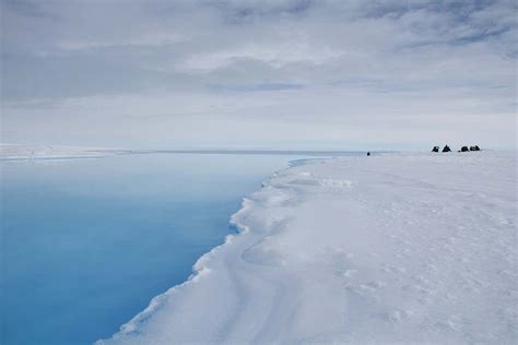 Mystery Antarctic Circle Means Ice Is Melting From Surface Down New