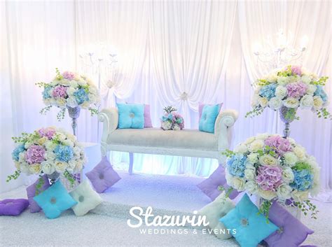 Semua orang mahu perkahwinan mereka menjadi salah satu jenis. stazurinweddings Pelamin Dewan Pelamin Tunang Mini Pelamin ...