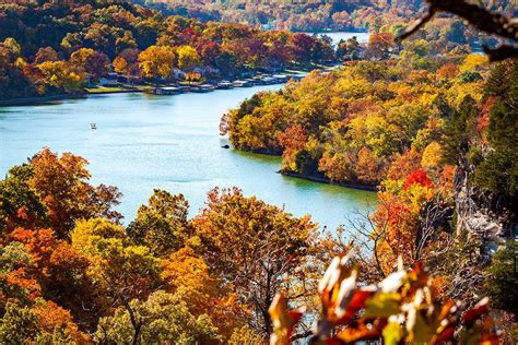 Vote Lake Of The Ozarks Best Destination For Fall Foliage Nominee