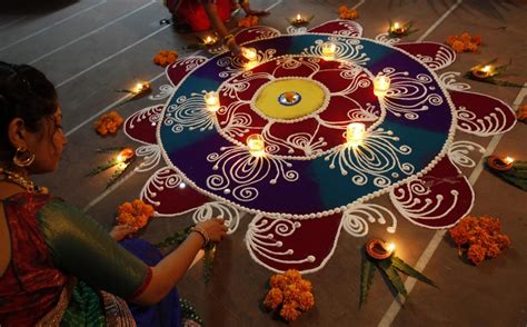 Diwali 2014 Beautiful Rangoli Designs For This Festival Photos