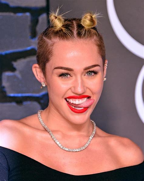 miley cyrus to return to mtv video music awards daily dish