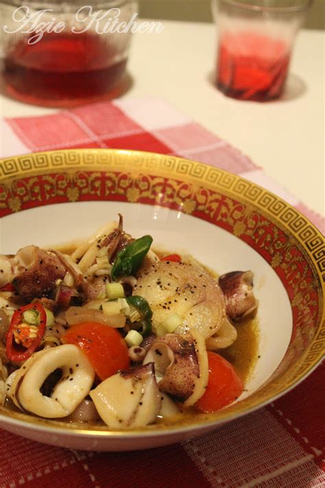 Resep masakan sotong masak hitambahan yang digunakan :500 grsotong1 buah jeruk nipis4 siung bawang merah3 siung bawang putih iris2 tipis2 cm kunyit iris22. Sotong Masak Lada Hitam - Azie Kitchen