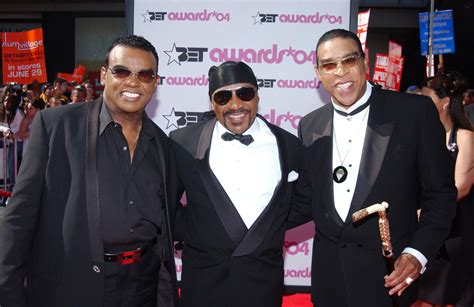 rudolph isley founding member of isley brothers dies at 84 news