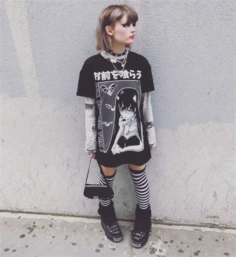 Estética Emo O Retorno Do Estilo Hardcore Dos Anos 80 E 90 Fashion à