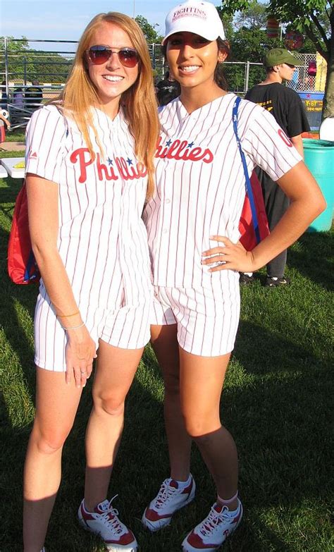 Beauty Babes Baseball Babes Sexy Fans In Sunglasses It Must Be Mlb Spring Training Baseball