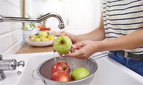 Cómo lavar y desinfectar frutas y verduras con lavandina Nexofin