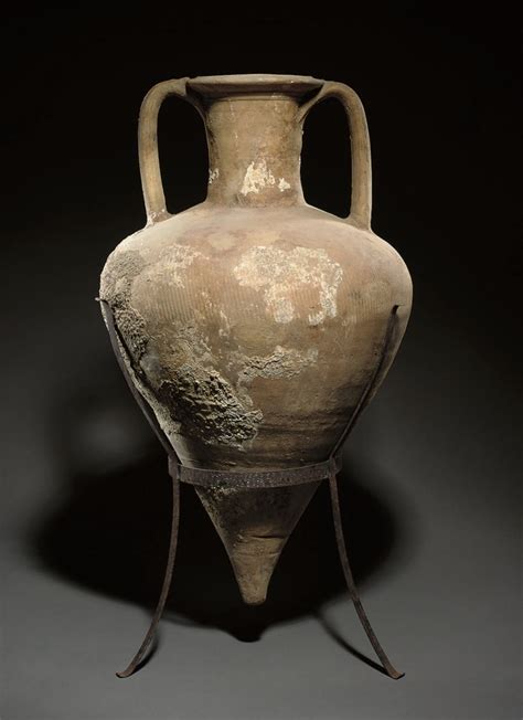 An Eastern Mediterranean Pottery Amphora Circa 4th 2nd Century Bc