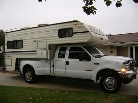 1990 Lance Squire 113 Camper Pirate 4x4