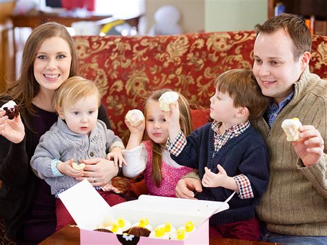 Together they have six children, mackynzie, michael, marcus, meredith, mason, and maryella, and are expecting their seventh. Josh Duggar and Anna Family Update: Did Jim Bob Buy the ...