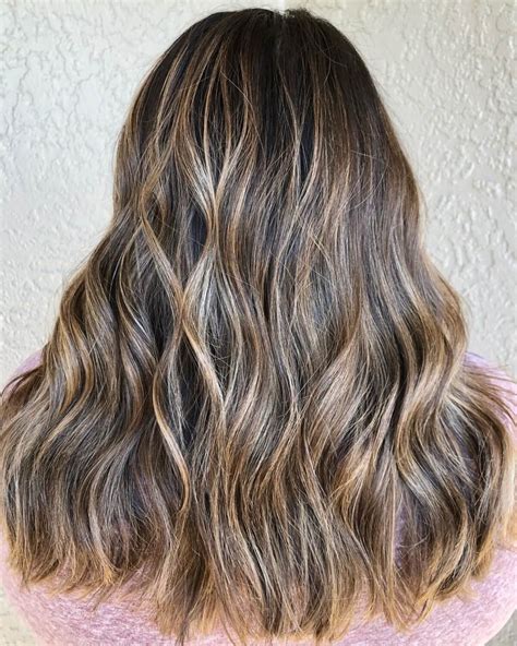 21 Amazing Ways To Get Sandy Brown Hair To Freshen Up Your Dull Locks