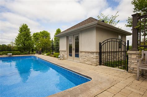 Just like any other modern farmhouse exteriors, this pool cabana features two sconces. Pin on Pool UPDATING