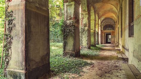 Capturing The Beauty Of Europes Abandoned Buildings Cnn Style