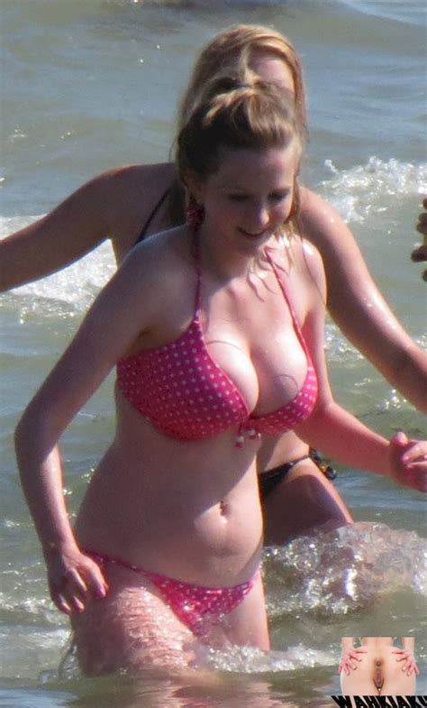 Very Big Ass Tits Teens Swimsuits Juggs Huge Babes Naked Busty